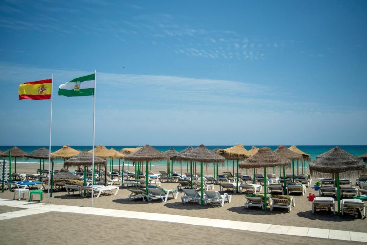 Benal Beach, Luxury Sea & Mountain View Beachside 1 Bedroom Apartment Benalmádena Esterno foto
