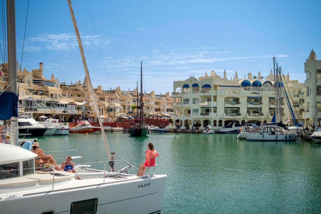 Benal Beach, Luxury Sea & Mountain View Beachside 1 Bedroom Apartment Benalmádena Esterno foto