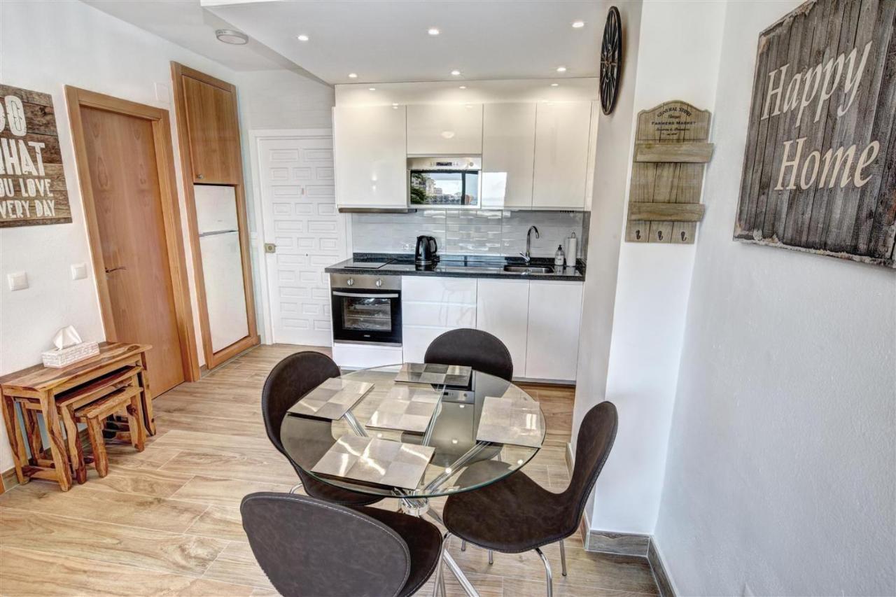 Benal Beach, Luxury Sea & Mountain View Beachside 1 Bedroom Apartment Benalmádena Esterno foto