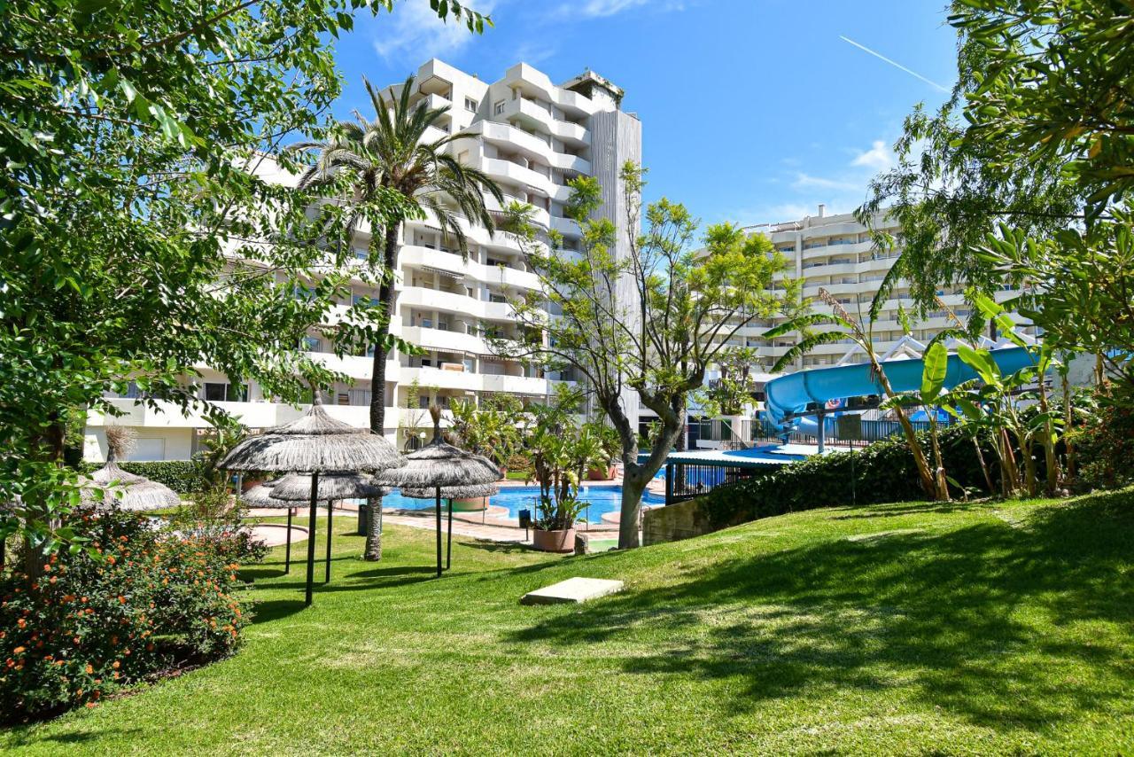 Benal Beach, Luxury Sea & Mountain View Beachside 1 Bedroom Apartment Benalmádena Esterno foto