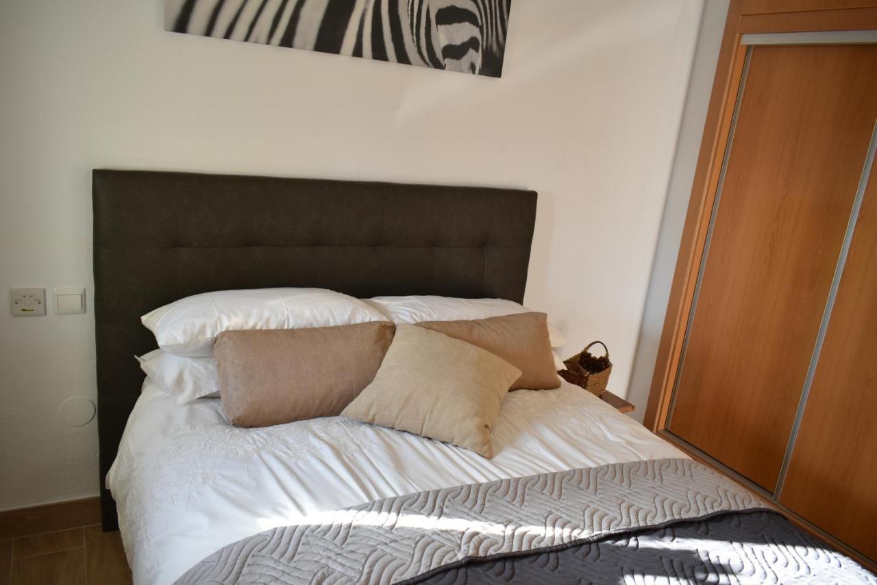 Benal Beach, Luxury Sea & Mountain View Beachside 1 Bedroom Apartment Benalmádena Esterno foto