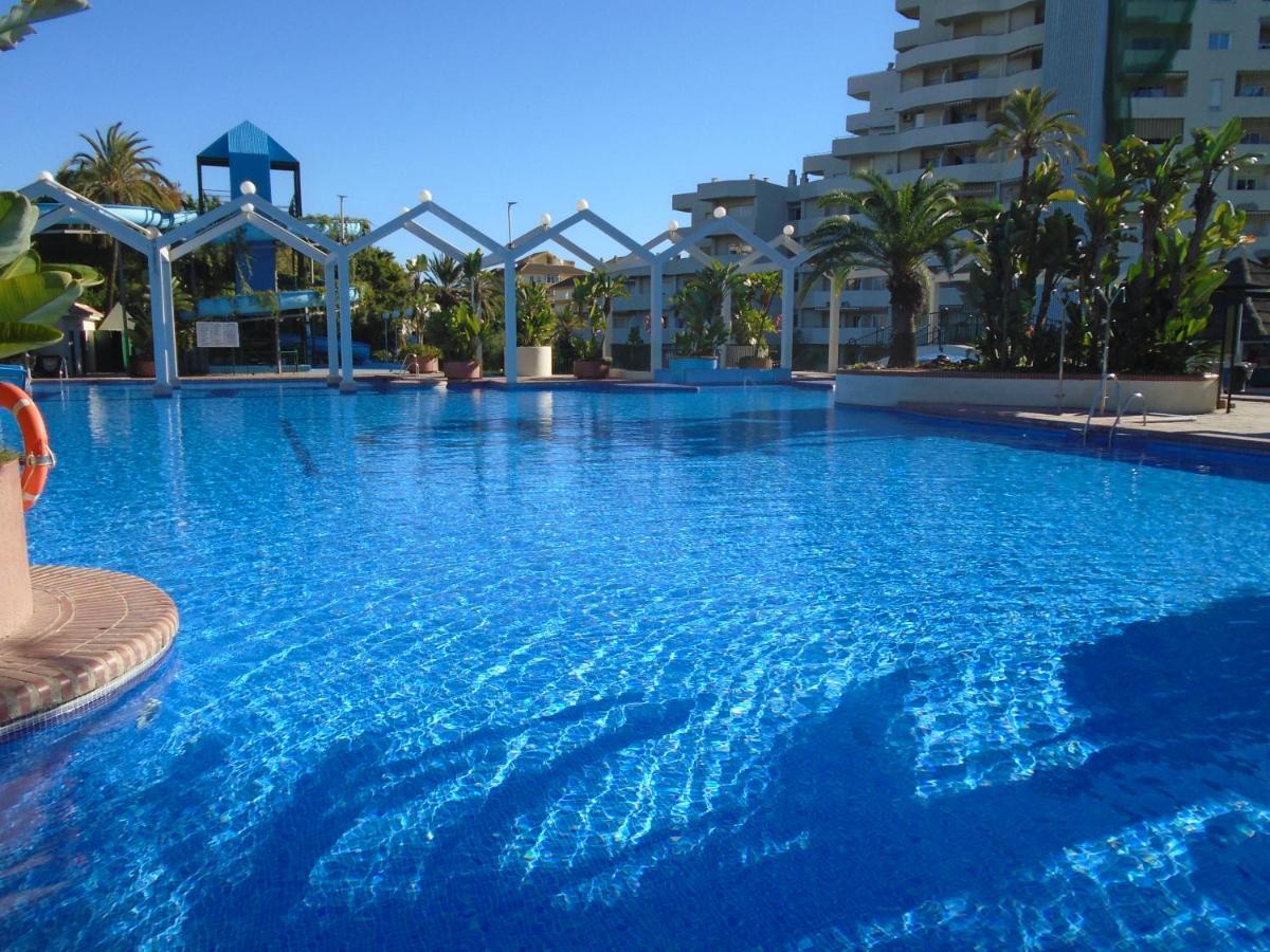 Benal Beach, Luxury Sea & Mountain View Beachside 1 Bedroom Apartment Benalmádena Esterno foto