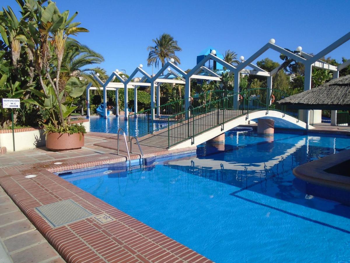 Benal Beach, Luxury Sea & Mountain View Beachside 1 Bedroom Apartment Benalmádena Esterno foto